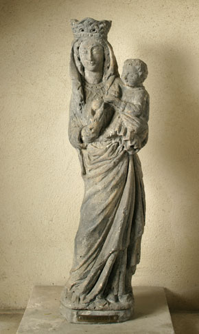 Statue de Vierge à l'enfant