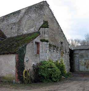 Angle nord est de l’ancienne chapelle
